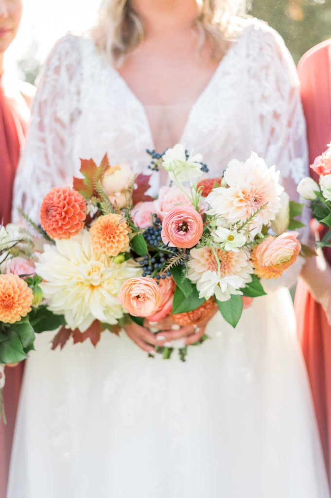 Gorgeous bridal bouquet for fall fairy tale wedding 