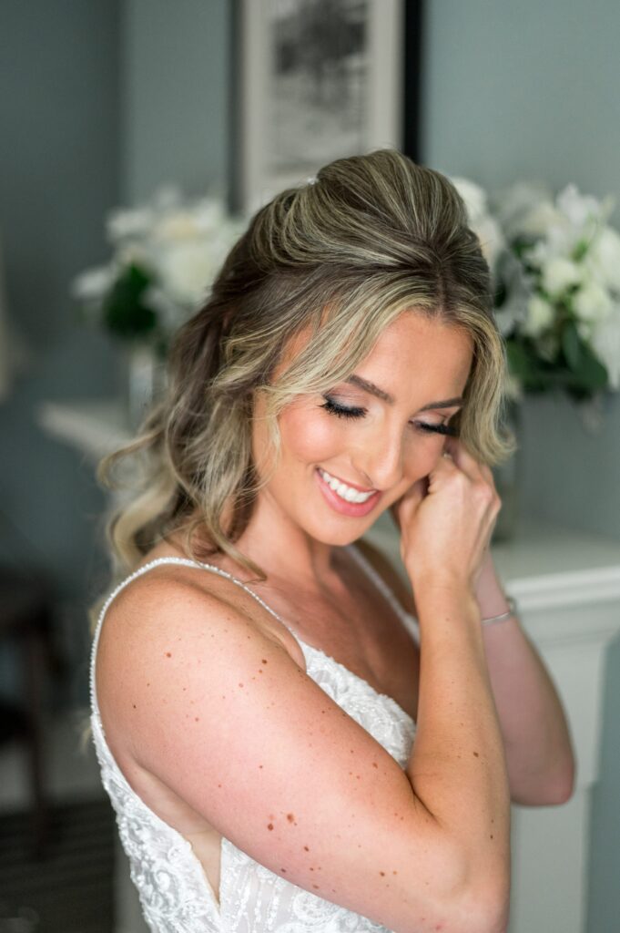 Bridal portrait at the Beauport Hotel in Gloucester, MA