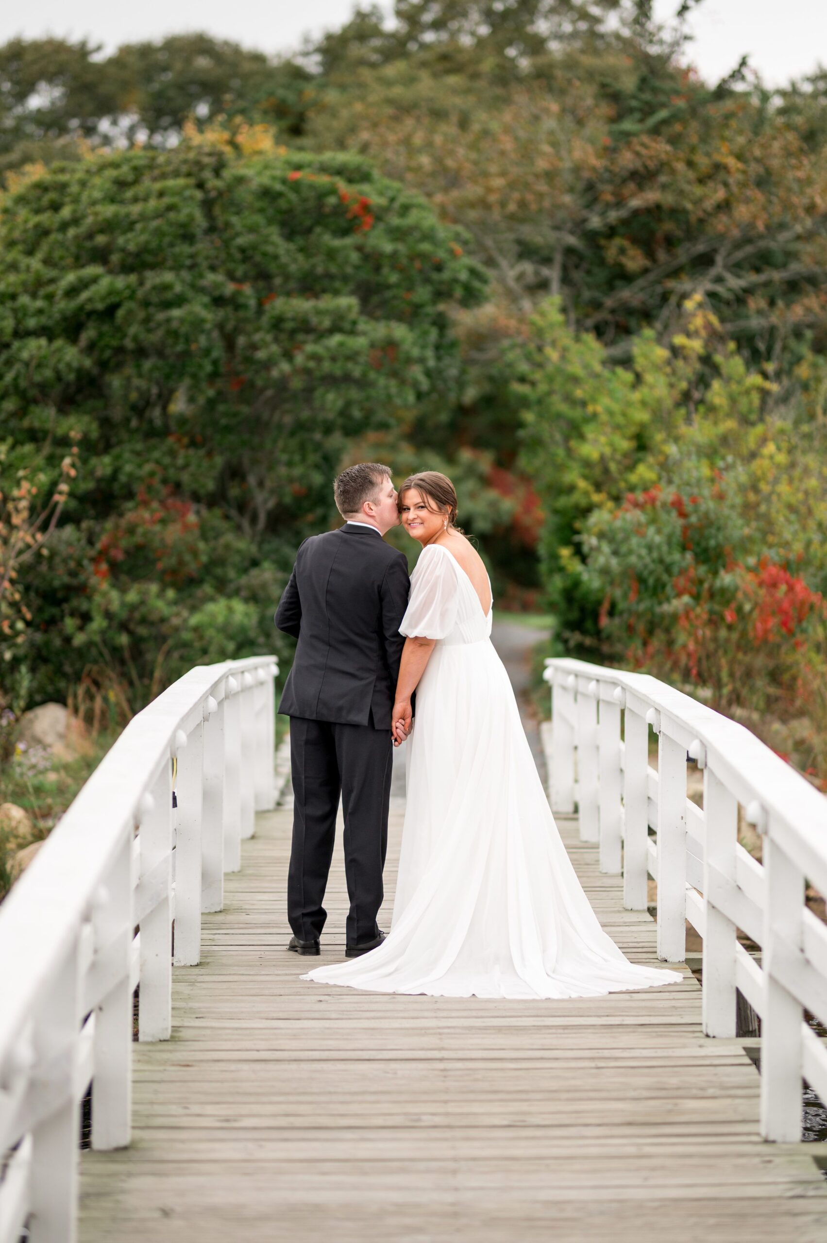 Cape Cod Backyard Wedding - Sarah Surette Photography