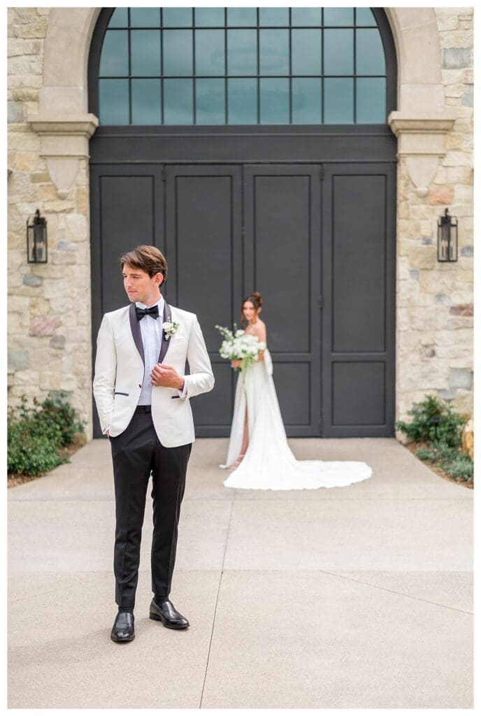 Romantic portrait of bride and groom in Tuscan-inspired courtyard at Monserate Winery
